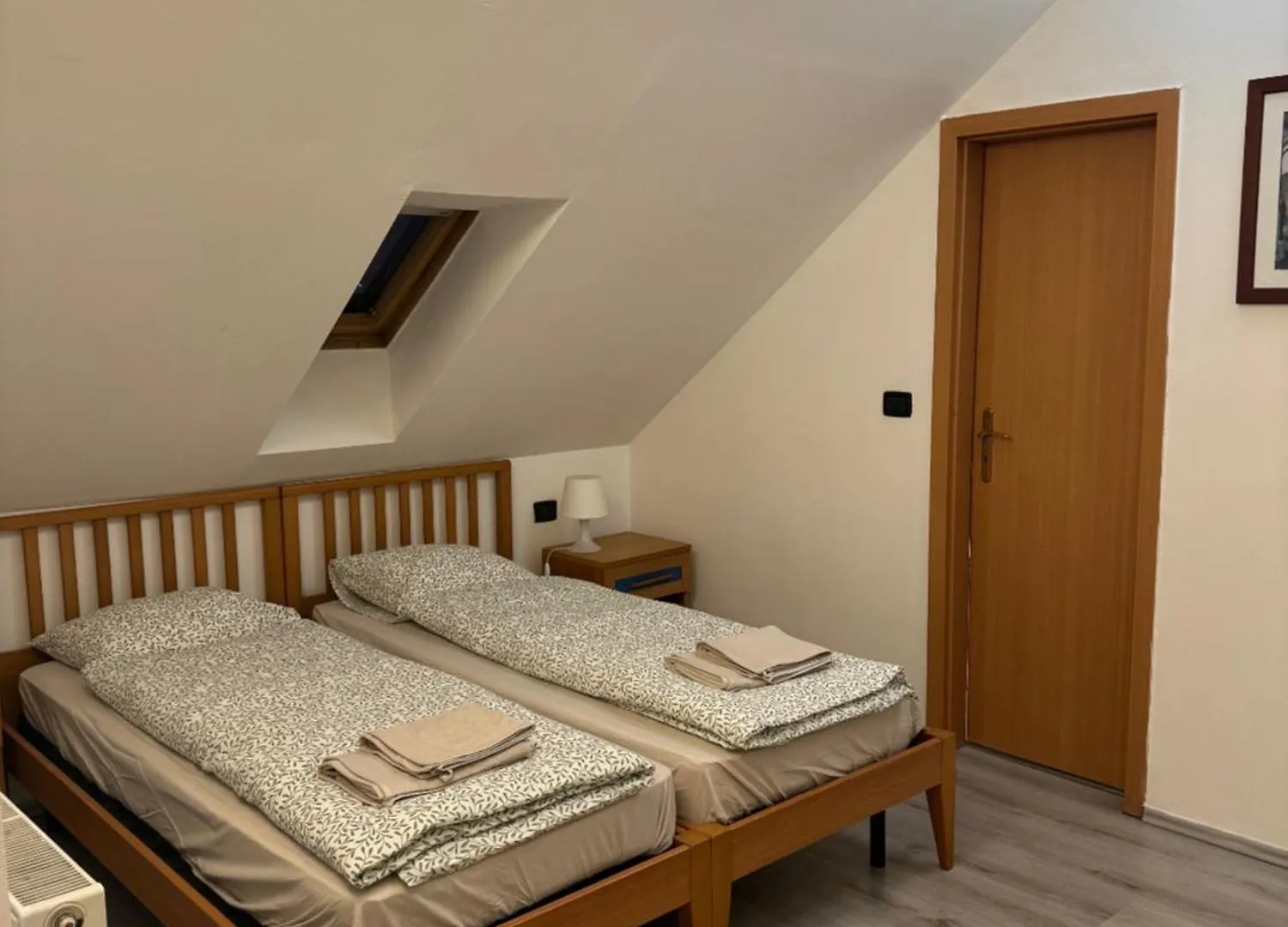 Vitkova Duplex Apartment With Terrace Near Florenc Praha
